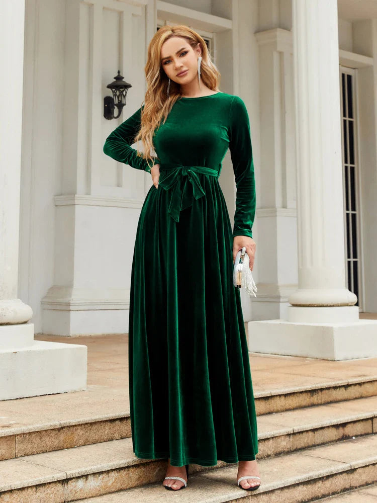 Dalia | Luxurious Velvet Gown