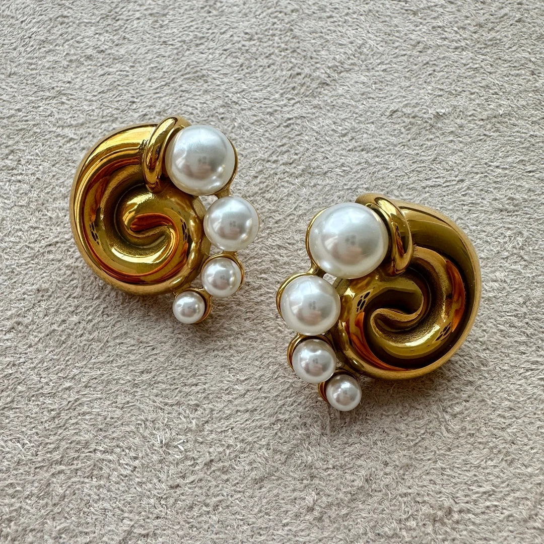 Malaya | Luxurious Pearl Earrings