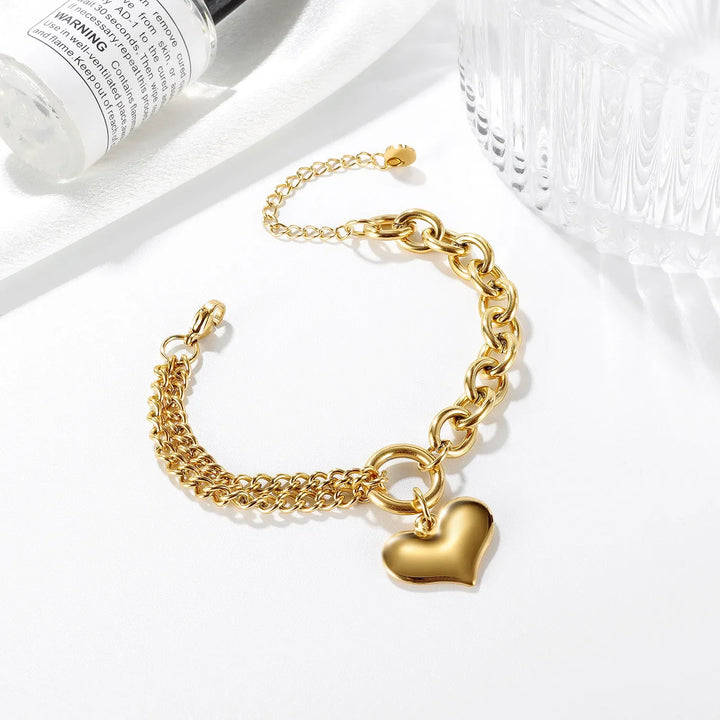 Carly | Classic Heart Bracelet